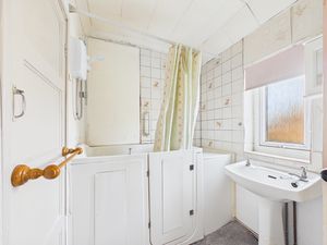 Bathroom- click for photo gallery